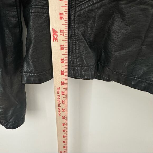 Free People Black Leather Jacket Asymmetrical Design Size 6 - Picture 10 of 11